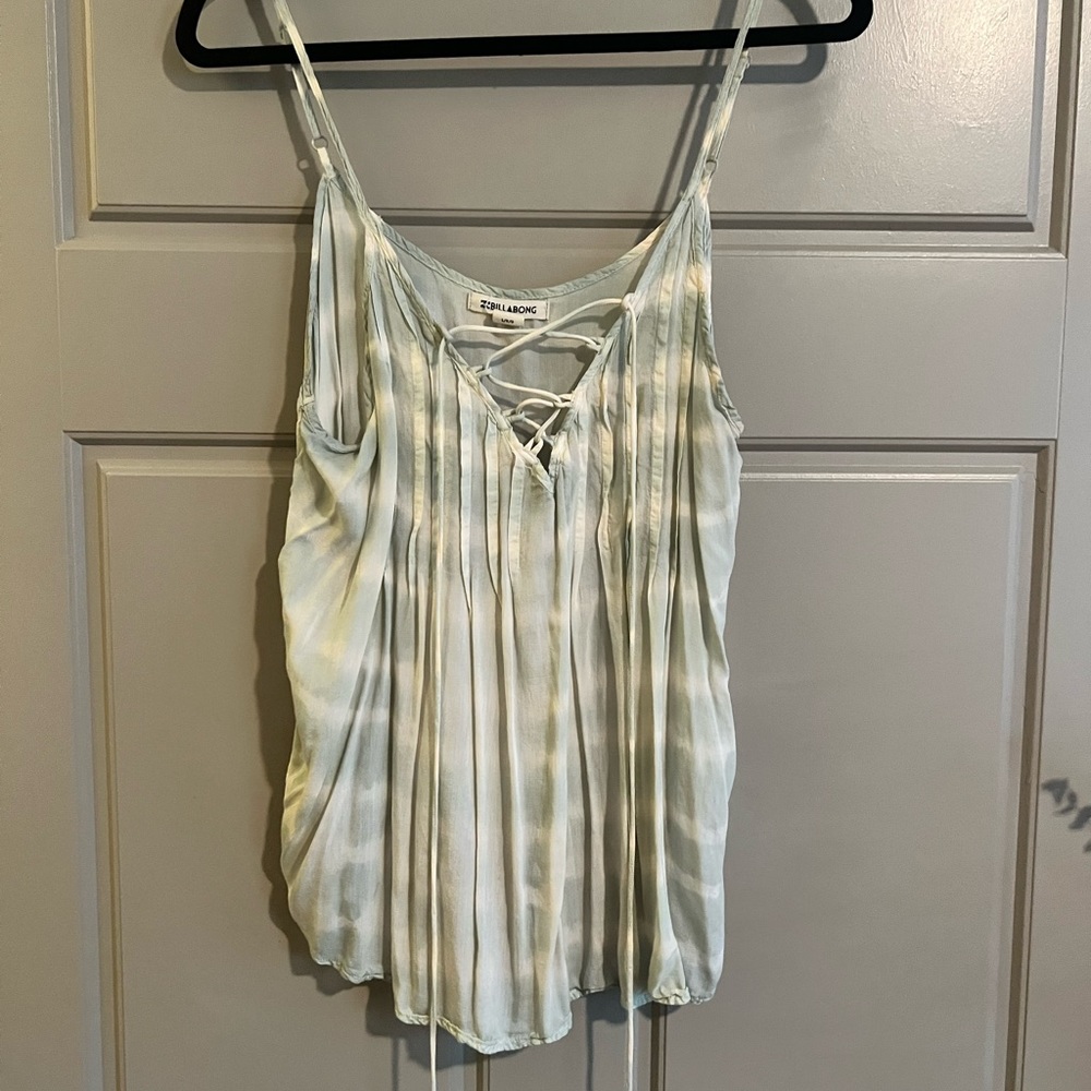 Billabong tie dye top
